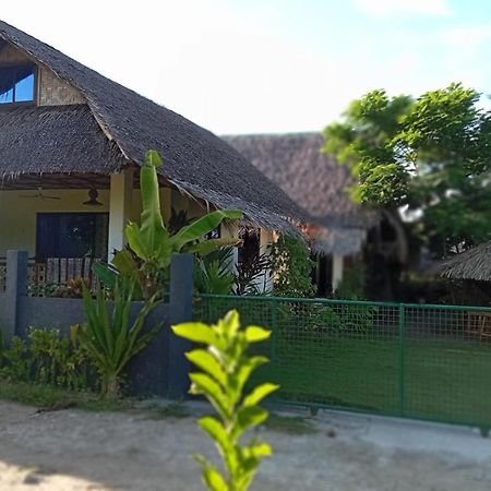 Weeroona Huts Homestay Pacifico San Isidro  Exterior foto