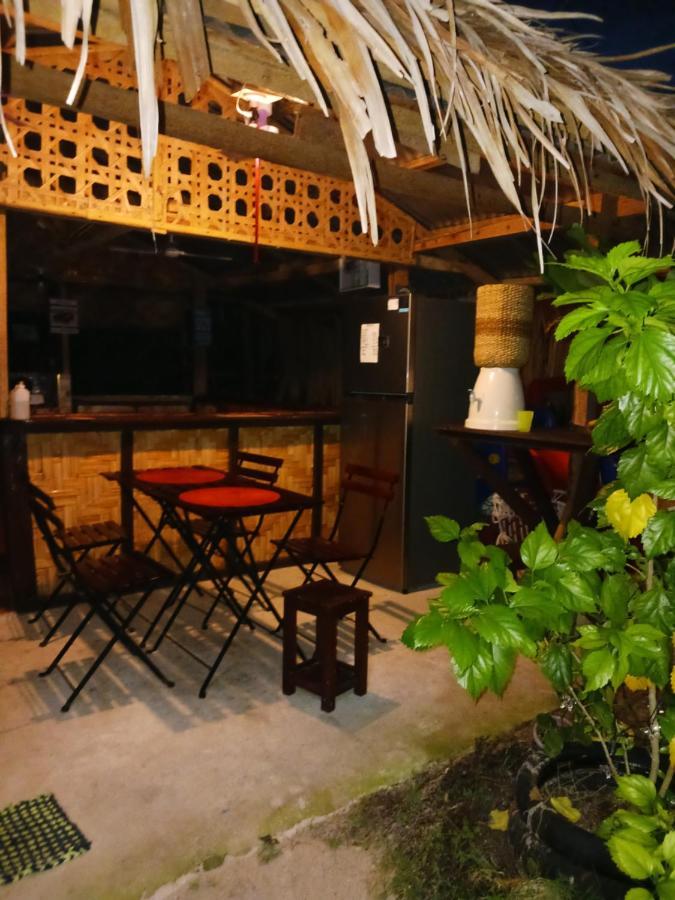 Weeroona Huts Homestay Pacifico San Isidro  Exterior foto