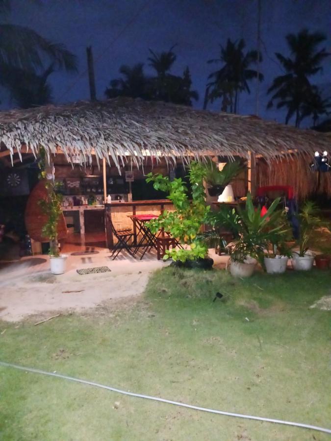 Weeroona Huts Homestay Pacifico San Isidro  Exterior foto