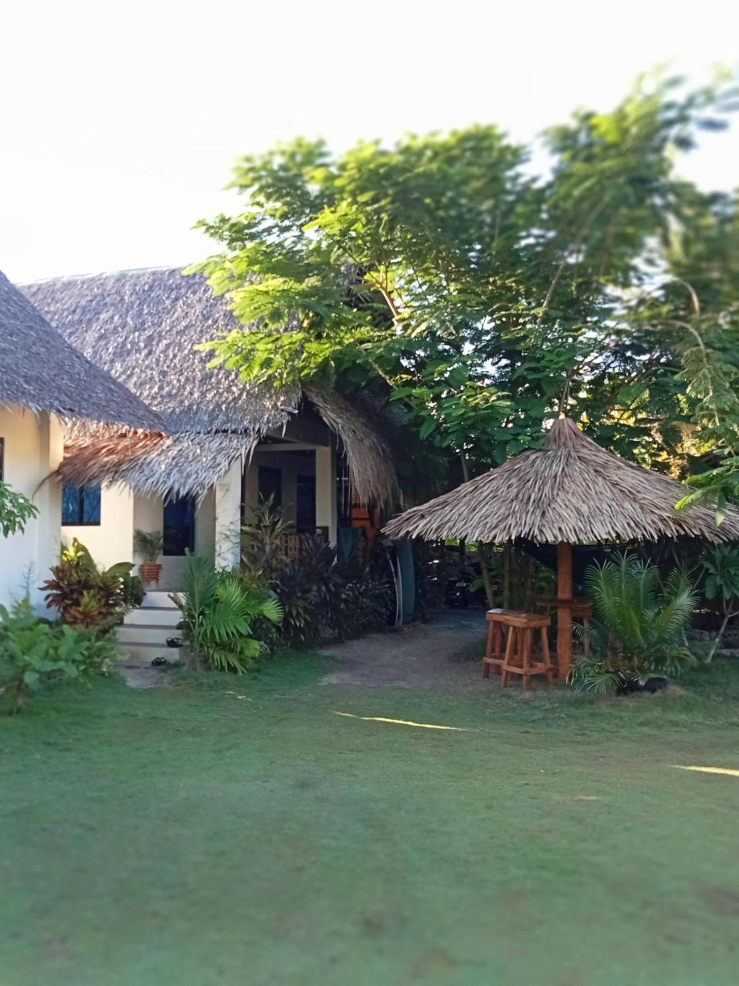 Weeroona Huts Homestay Pacifico San Isidro  Exterior foto